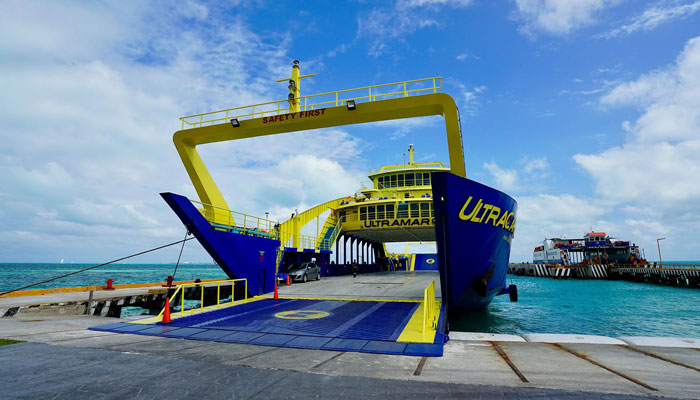 Ferry Cargo to Isla Mujeres